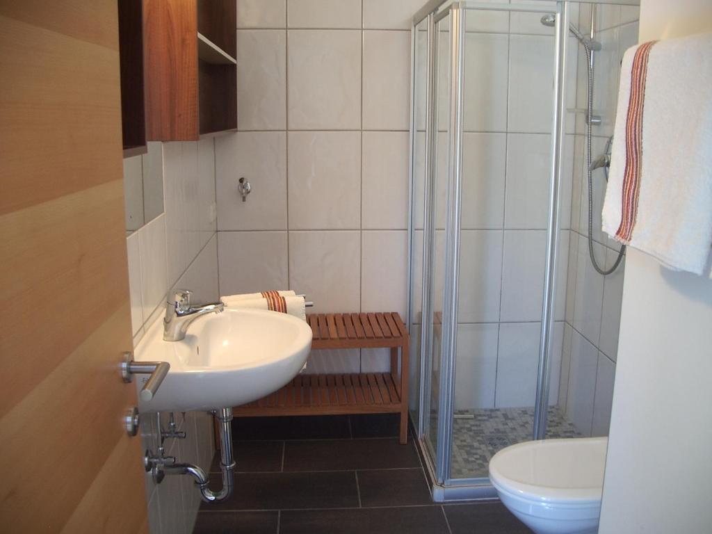 Haus Arosa Apartment Pettneu am Arlberg Room photo