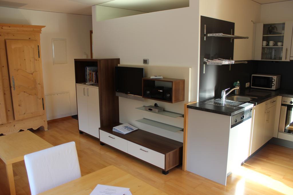 Haus Arosa Apartment Pettneu am Arlberg Exterior photo